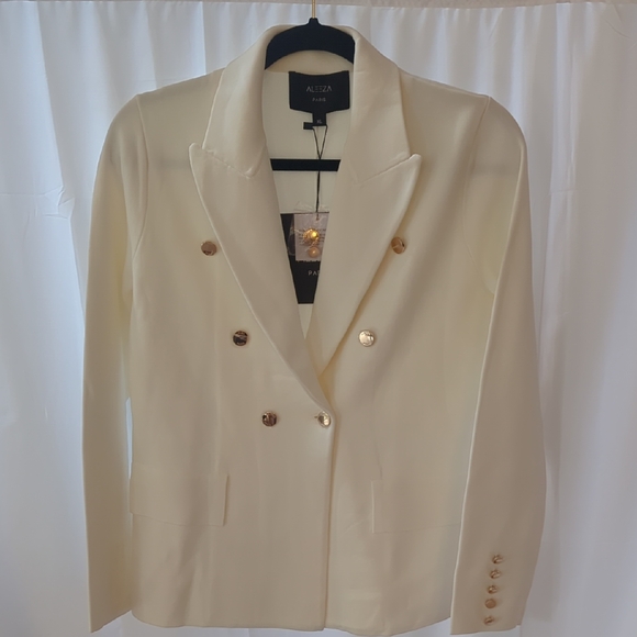 Aleeza Paris Jackets & Blazers - Aleeza Paris White Double-Breasted Women's Suit Jacket With Gold Buttons